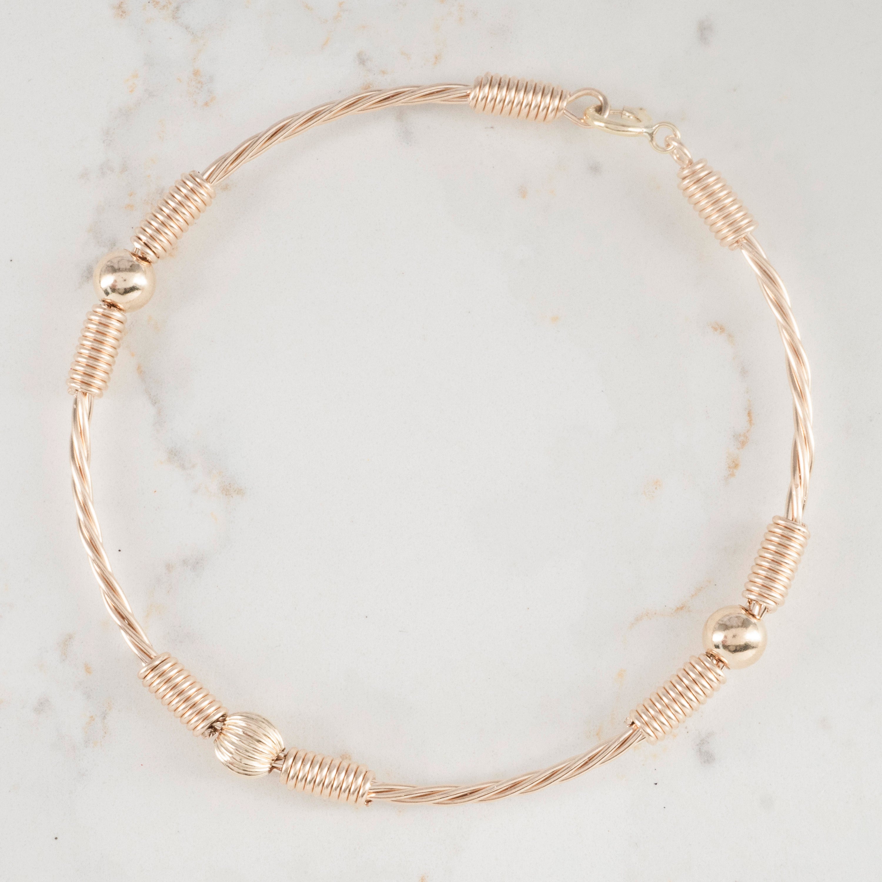 Pulsera rustica 3 balines 5MM | Oro laminado