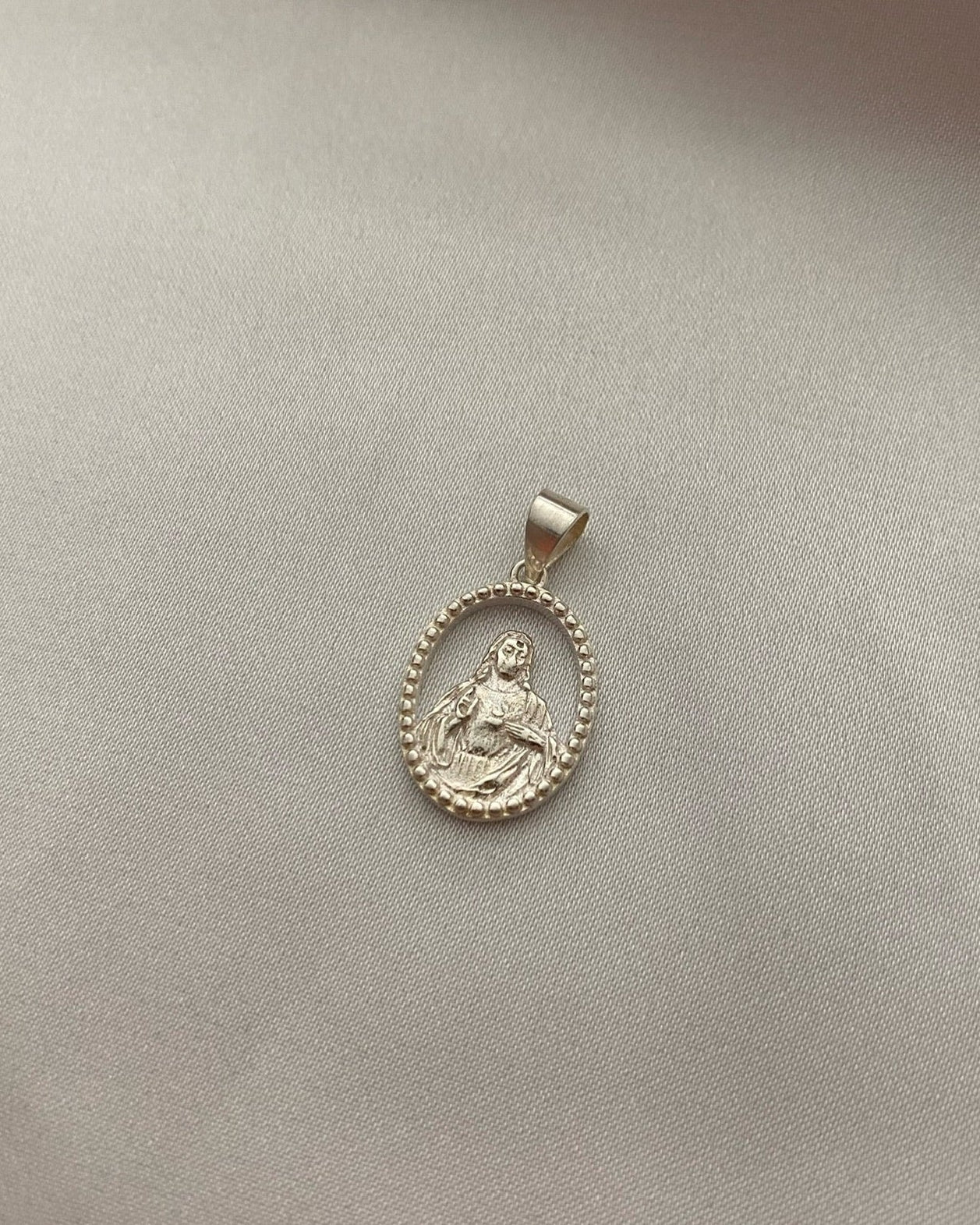 Dije corazon sagrado plata 925